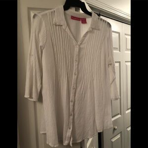 Cool, white, cotton shirt 👚